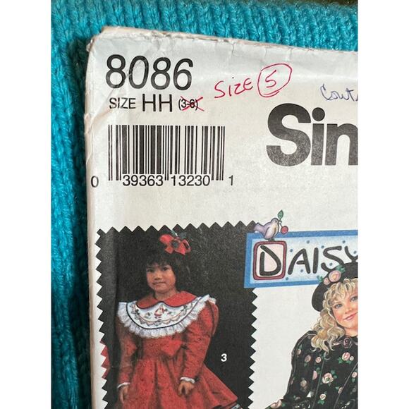 Simplicity Sewing pattern 8086 girls dress Daisy kingdom sz 3-5 - Picture 2 of 5